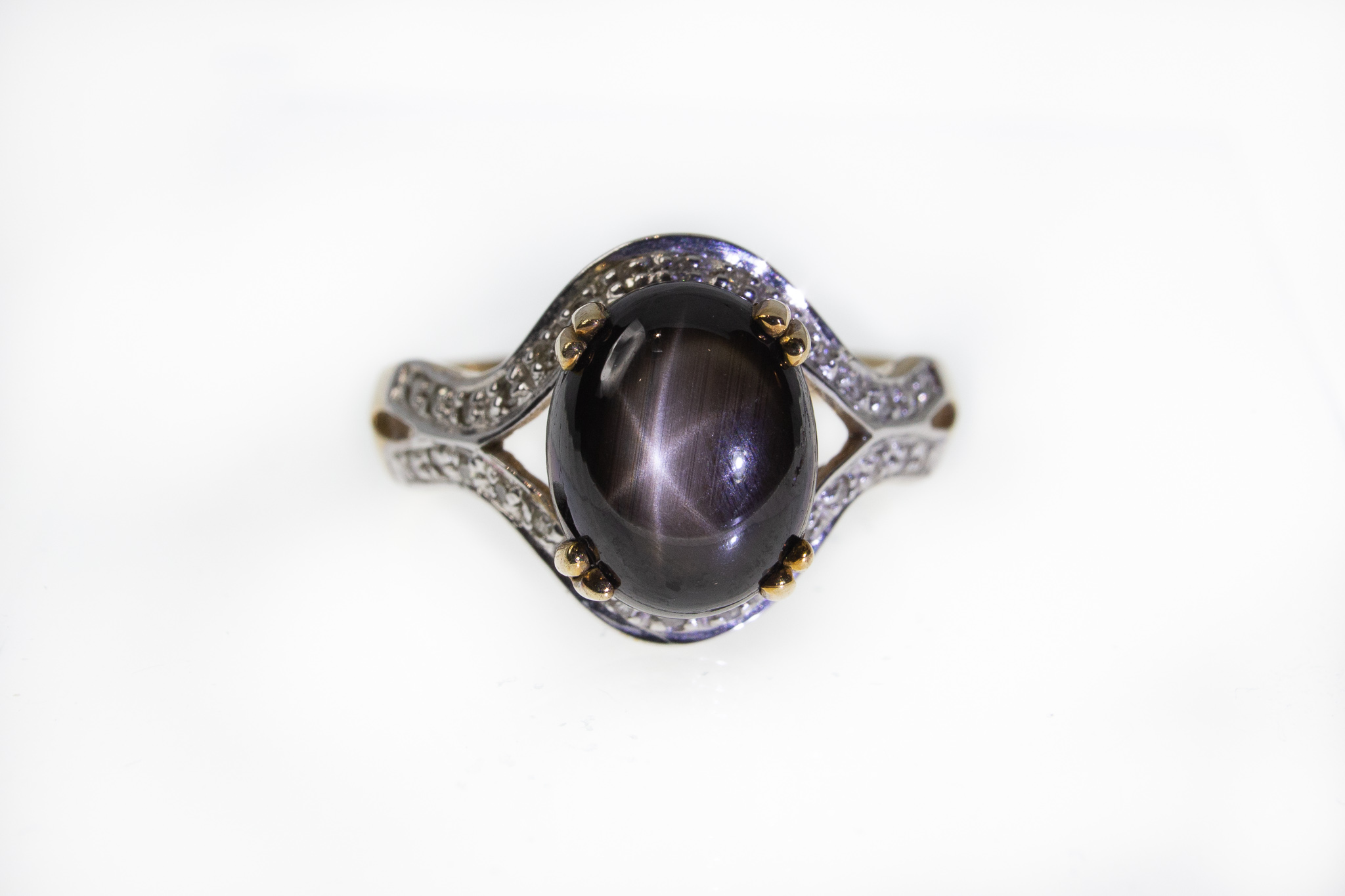 9ct Gold Black Star Sapphire & Diamond Ring