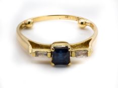 18ct Gold Sapphire & Diamond Ring