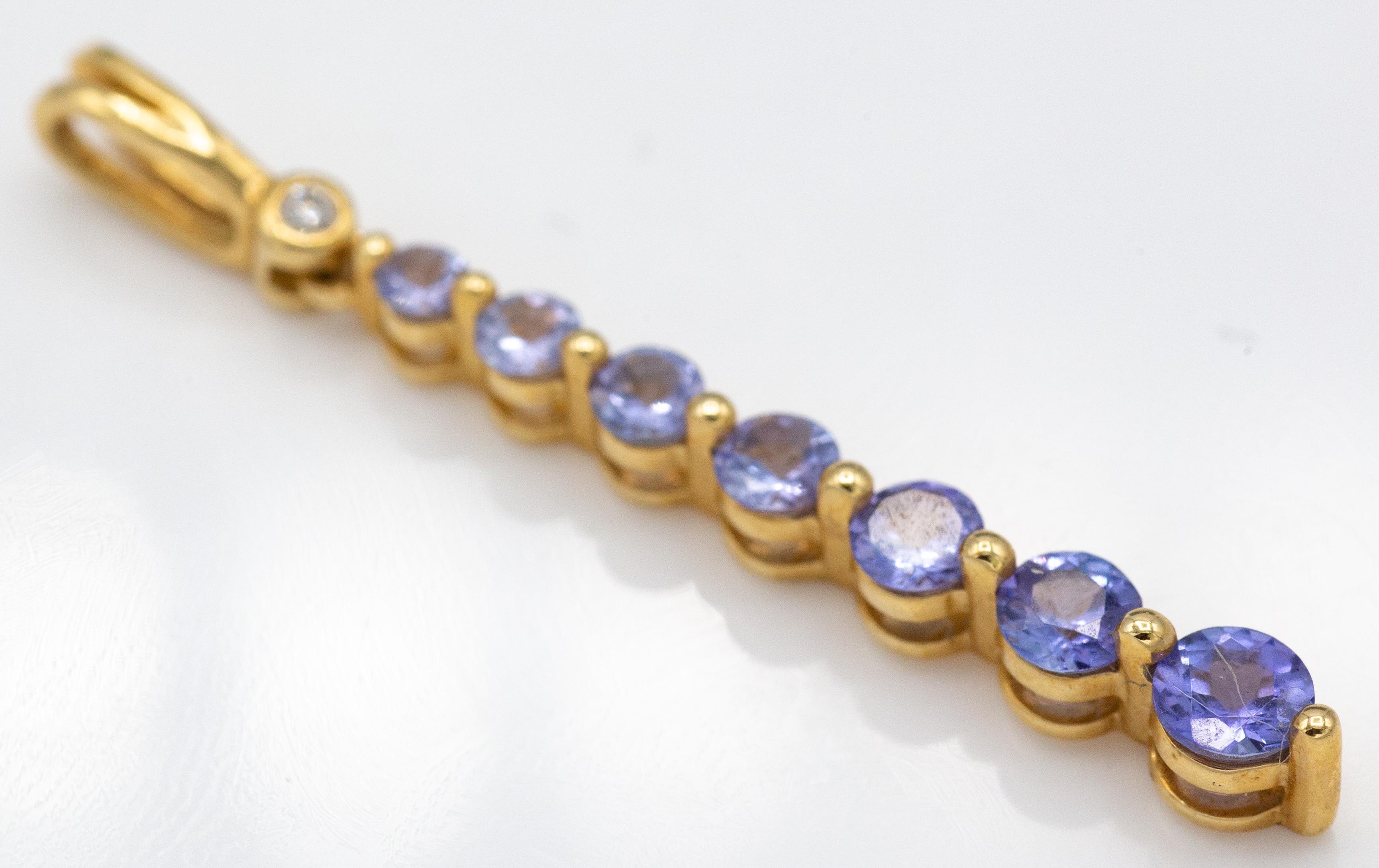 14ct Gold Tanzanite & Diamond Necklace Pendant - Image 2 of 3