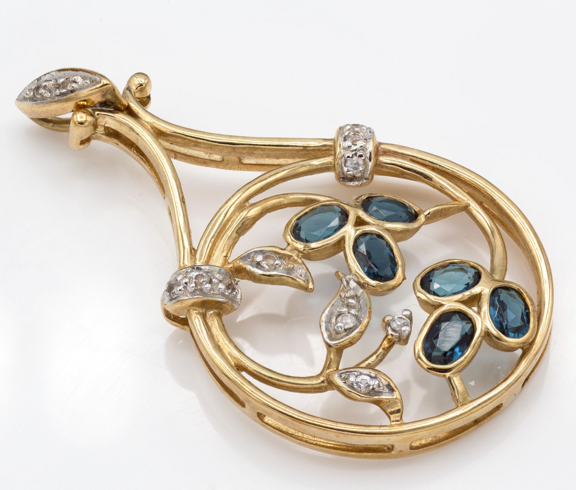 A 9ct gold Mutuca Indicolite Tourmaline & White Sapphire Necklace Pendant