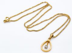 14ct Gold & Diamond Pendant Necklace