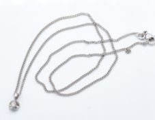 An White Gold & Diamond Pendant Necklace