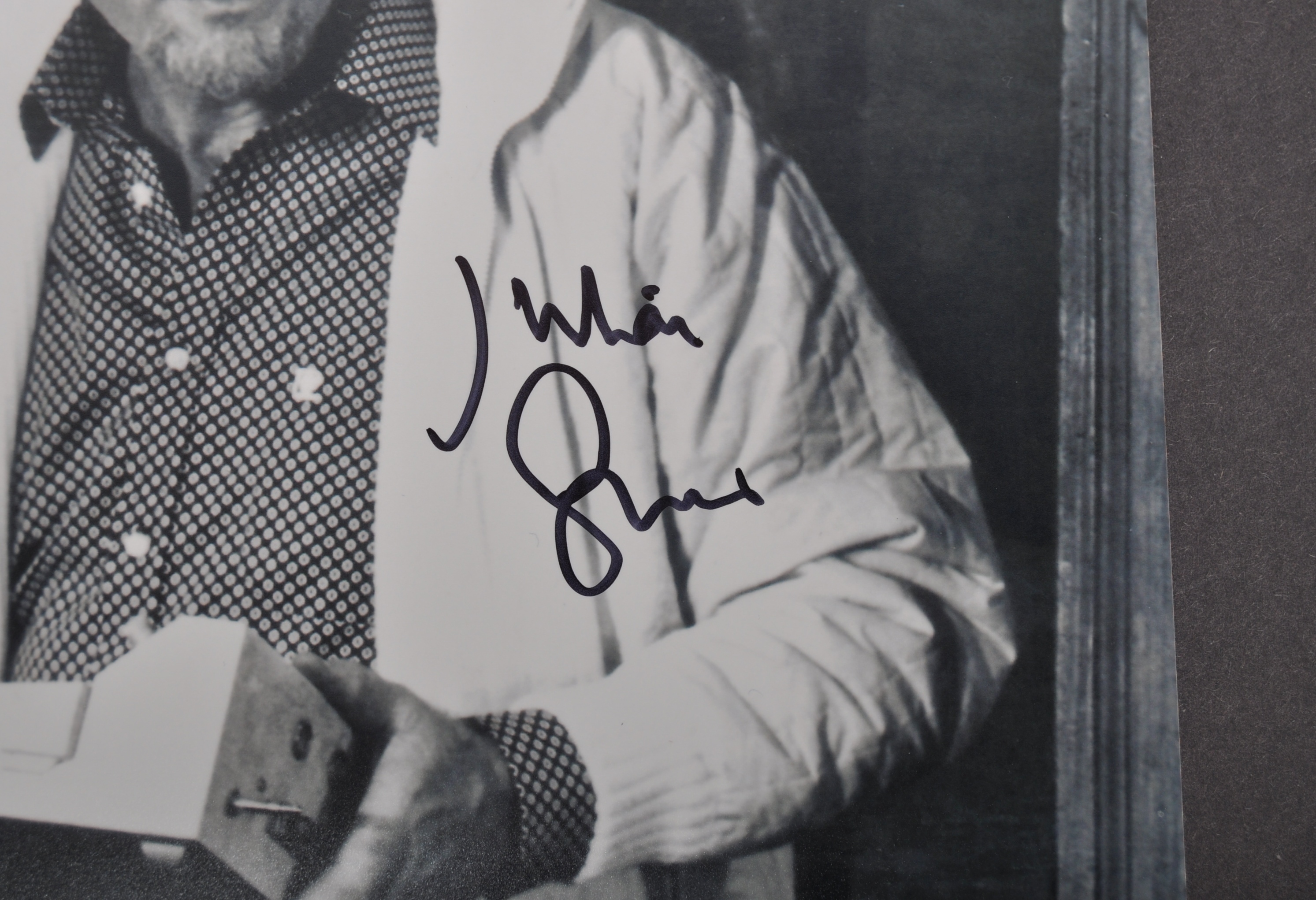 JAMES BOND 007 - JULIAN GLOVER AUTOGRAPHED PHOTOGR - Image 2 of 2