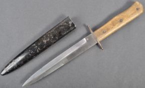 ORIGINAL WWII TRENCH FIGHTING DOUBLE EDGED KNIFE & SCABBARD