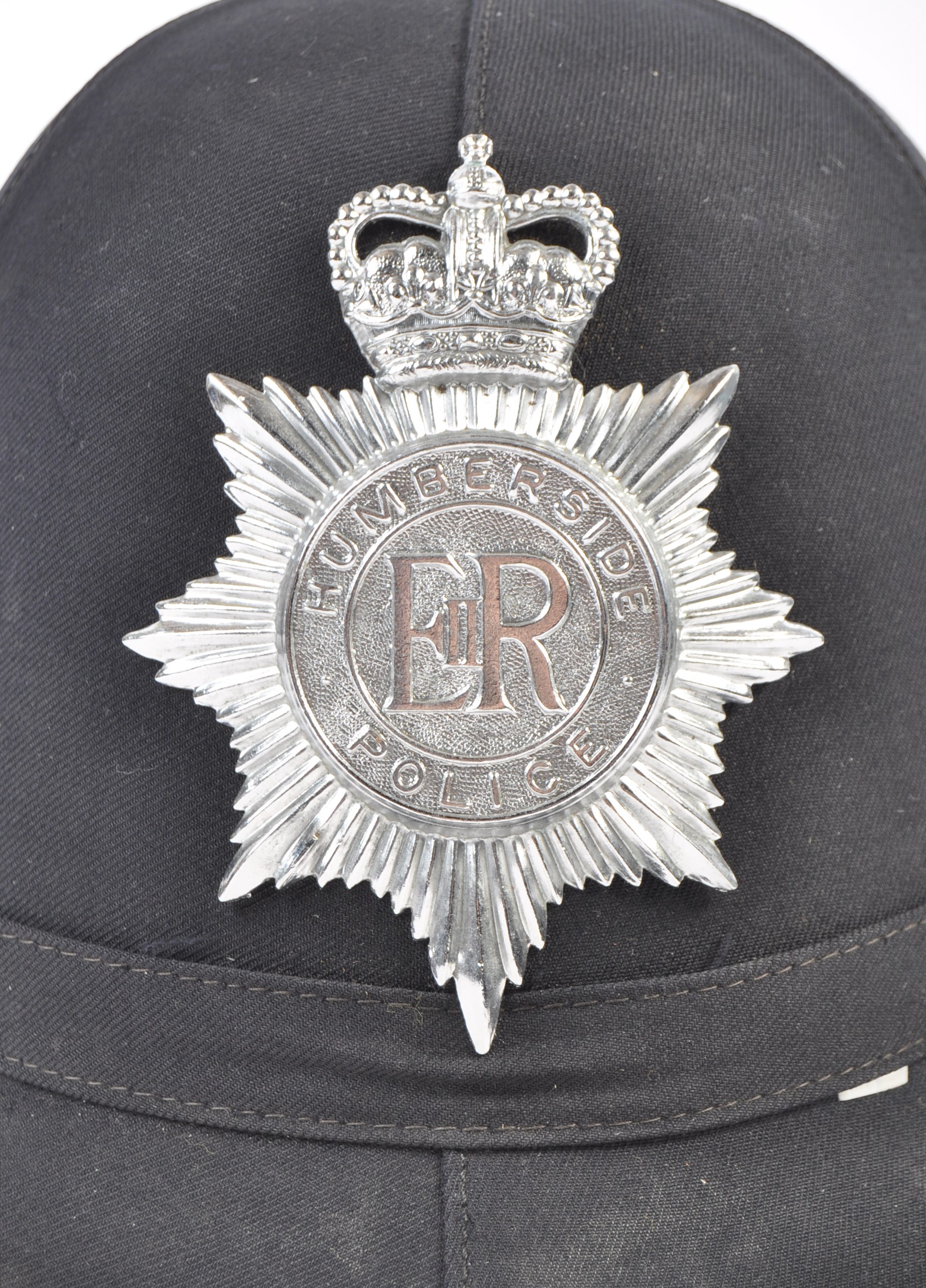 ORIGINAL HUMBERSIDE POLICE CONSTABULARY UNIFORM HELMET - Image 5 of 5