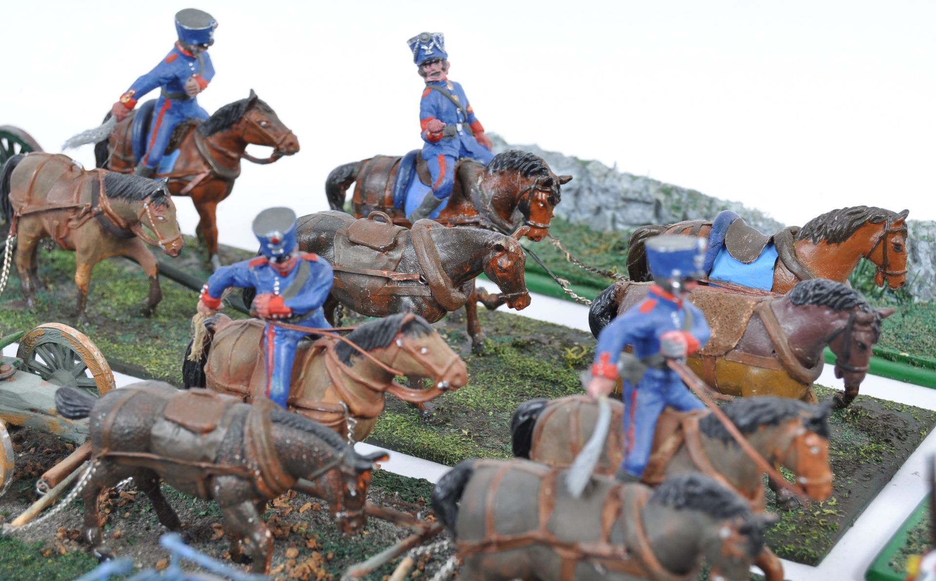 COLLECTION OF 1/32 SCALE PLASTIC NAPOLEONIC SOLDIER FIGURES - Image 2 of 6