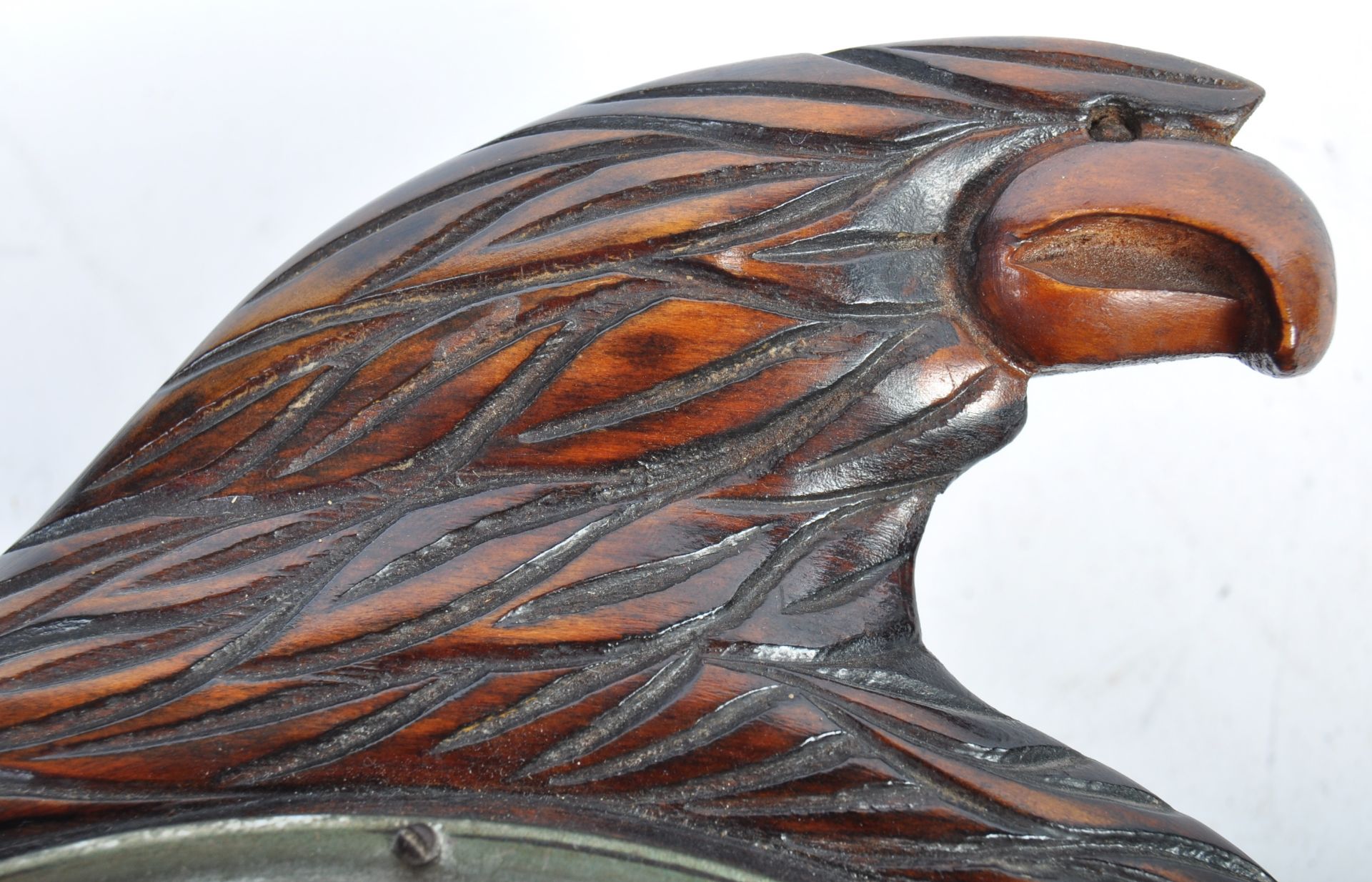 CARVED OAK RAF TYPE WALL BAROMETER IN THE FORM OF AN EAGLE - Image 3 of 6