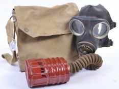 ORIGINAL WWII SECOND WORLD WAR BRITISH ARMY RESPIRATOR