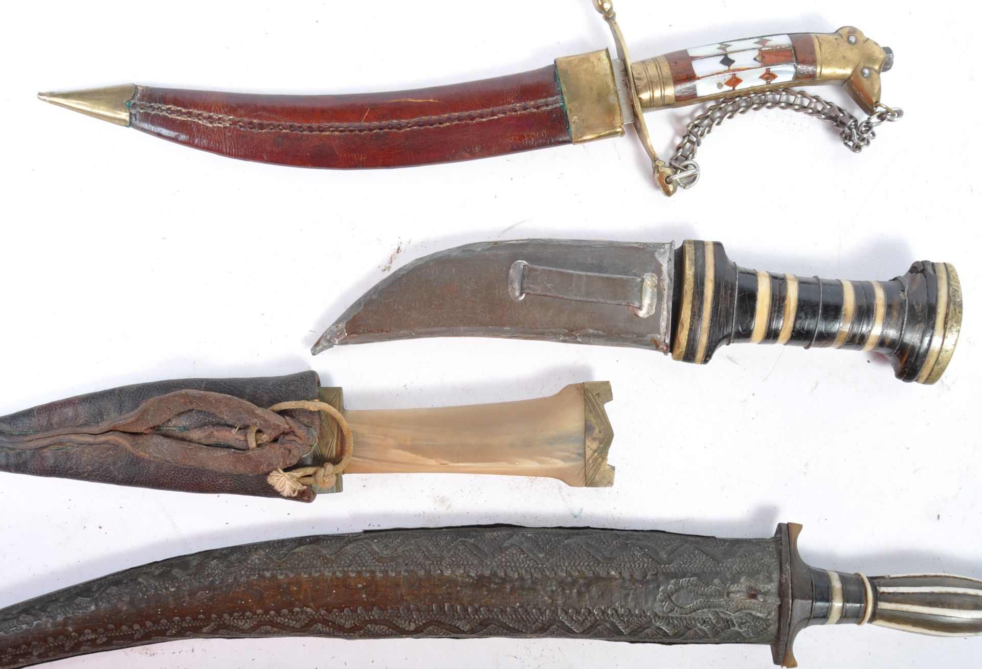 COLLECTION OF 20TH CENTURY KNIVES & DAGGERS - Image 8 of 8