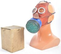 ORIGINAL WWII SECOND WORLD WAR CHILD'S 'MICKEY MOUSE' GAS MASK