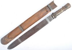 UNUSUAL 19TH CENTURY HIMALAYAN ORIGIN SWORD / DAGGER