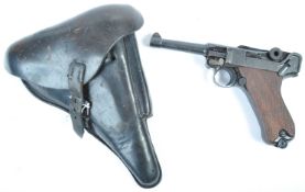 ORIGINAL WWII GERMAN 1940 P08 LUGER 9MM SEMI-AUTOMATIC PISTOL