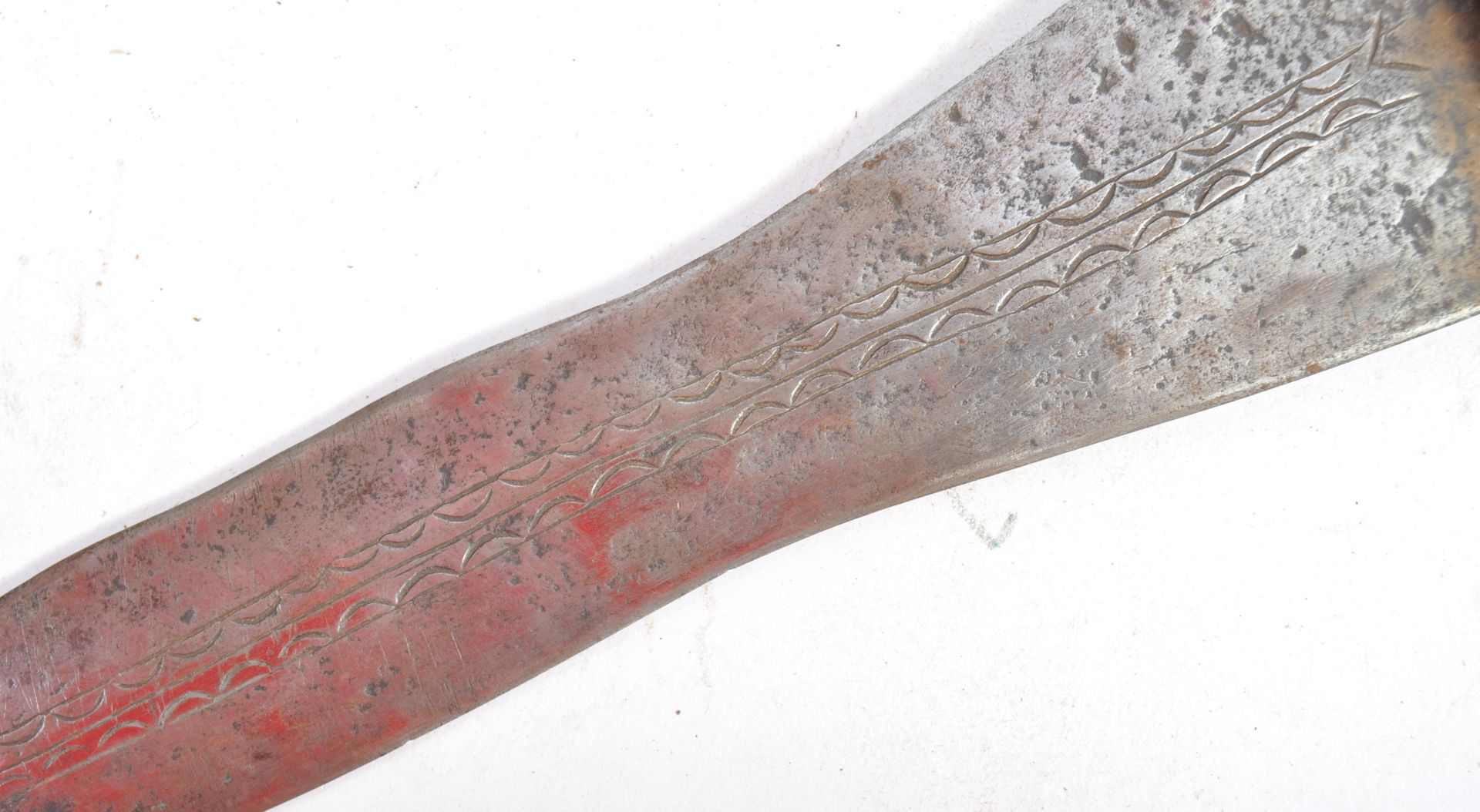 ANTIQUE EUROPEAN LEATHER BOUND LEAF BLADE DAGGER - Image 5 of 7