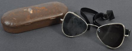 PAIR OF ORIGINAL WWII SECOND WORLD WAR RAF AVIATION SPECTACLES