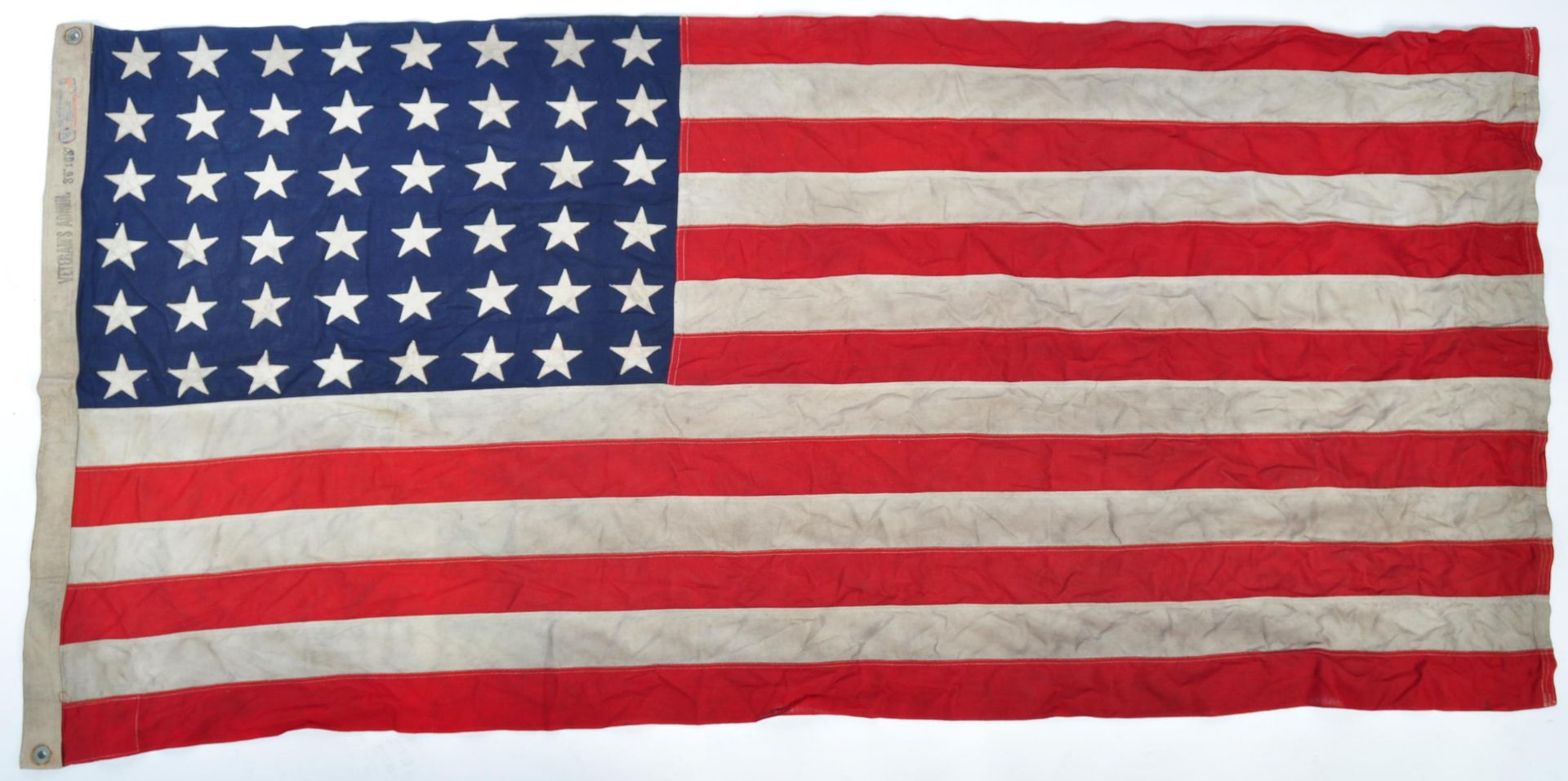 ORIGINAL LARGE WWII 1944 AMERICAN STANDARD VETERAN'S ADMIN FLAG