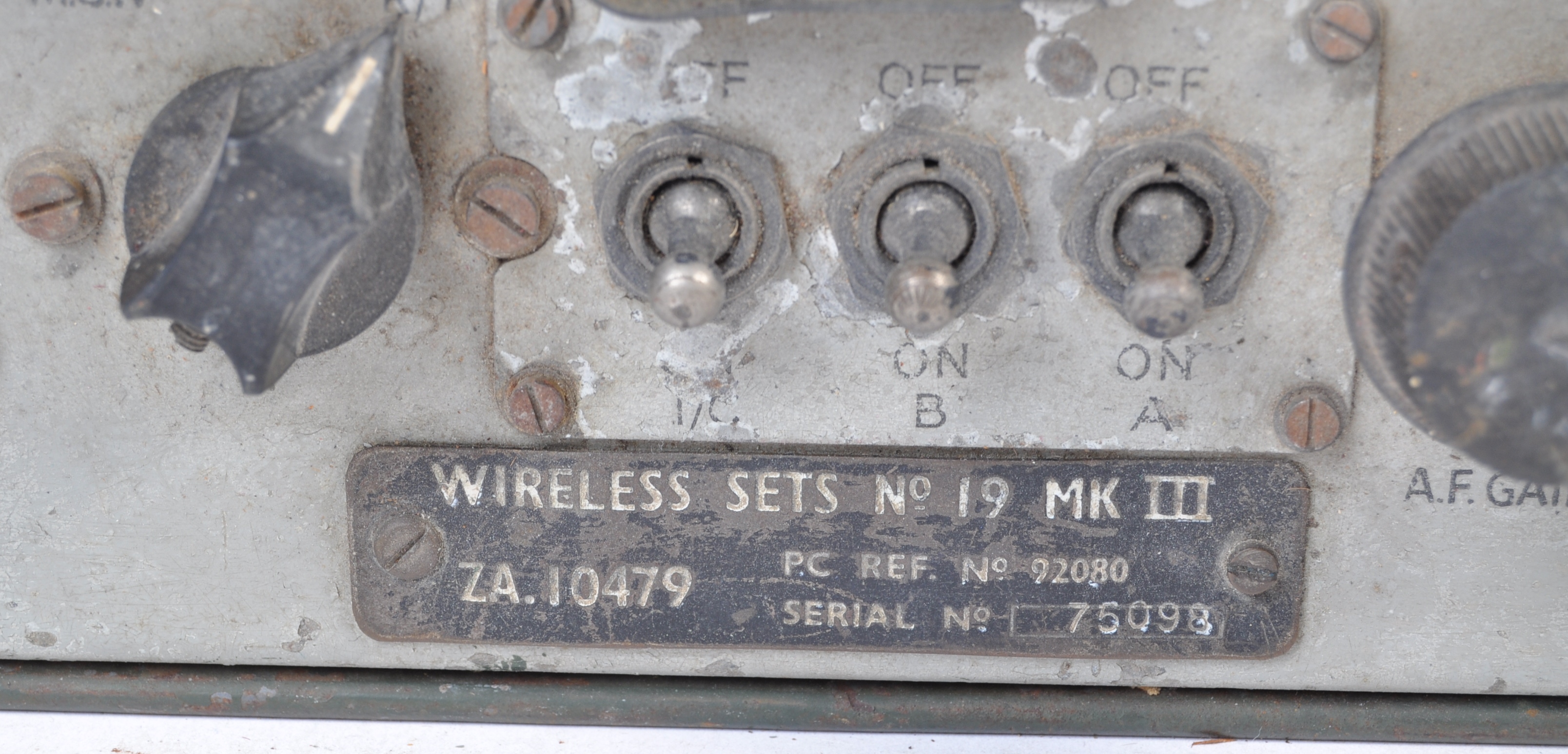WWII SECOND WORLD WAR WIRELESS SETS NO 19 RADIO TRANSCEIVER - Image 4 of 12