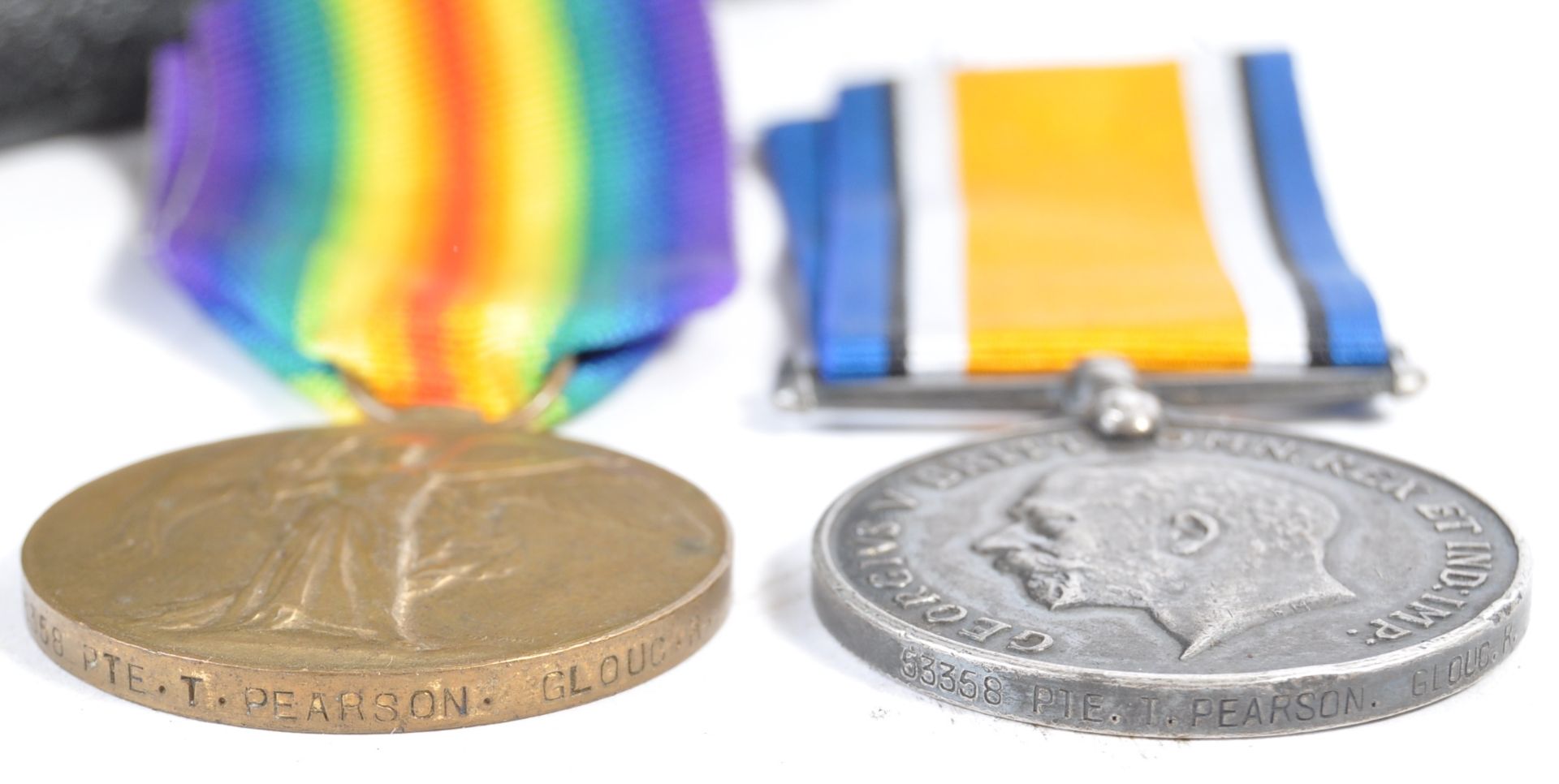 WWI FIRST WORLD WAR MEDAL PAIR & CAMERA - PRIVATE IN GLOUCESTER RGMT - Image 3 of 6