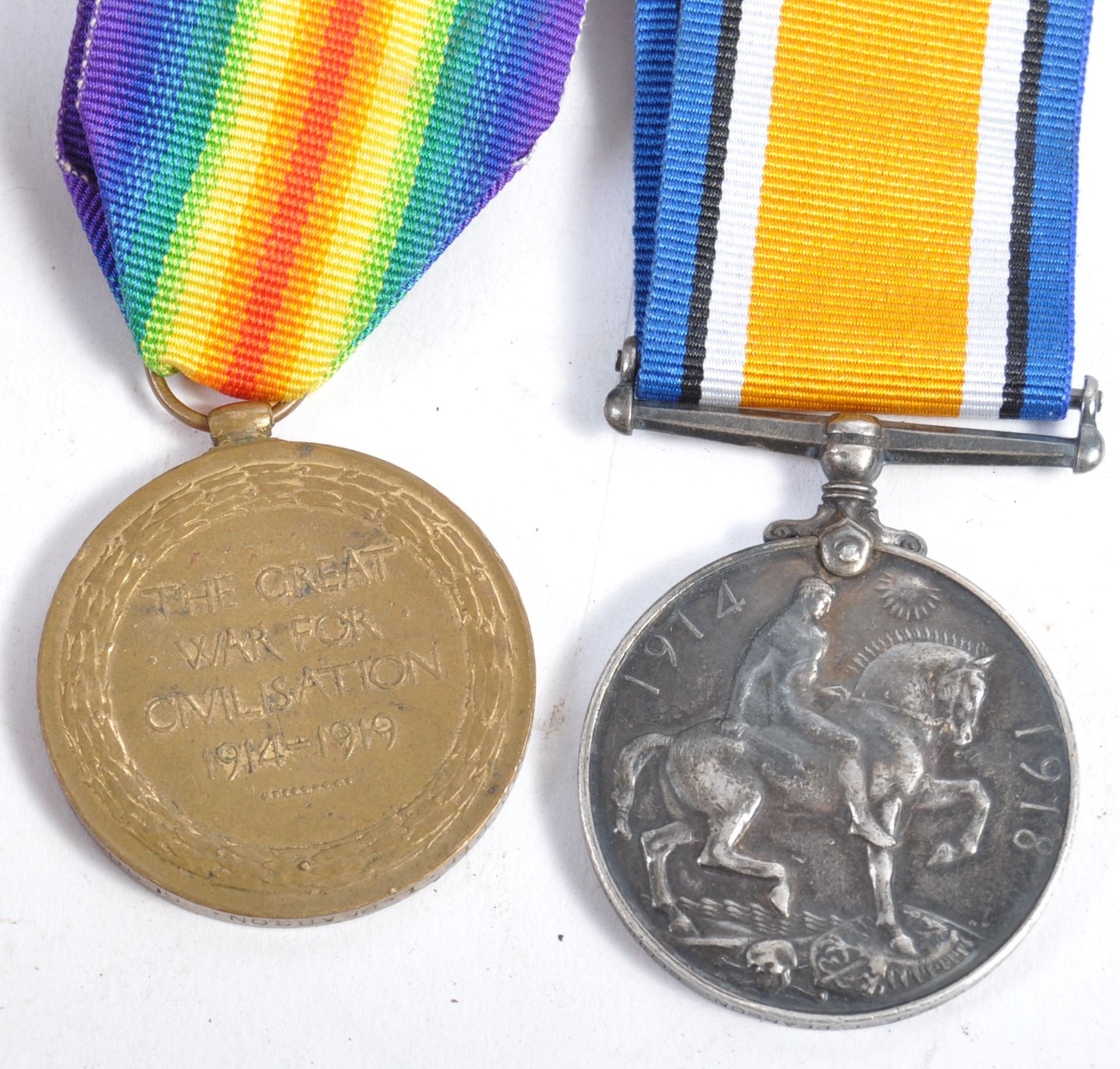 WWI FIRST WORLD WAR MEDAL PAIR & CAMERA - PRIVATE IN GLOUCESTER RGMT - Image 4 of 6