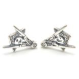 A PAIR OF STAMPED 925 SILVER STUD EARRINGS IN THE