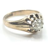 9CT GOLD AND DIAMOND CLAW SET RING