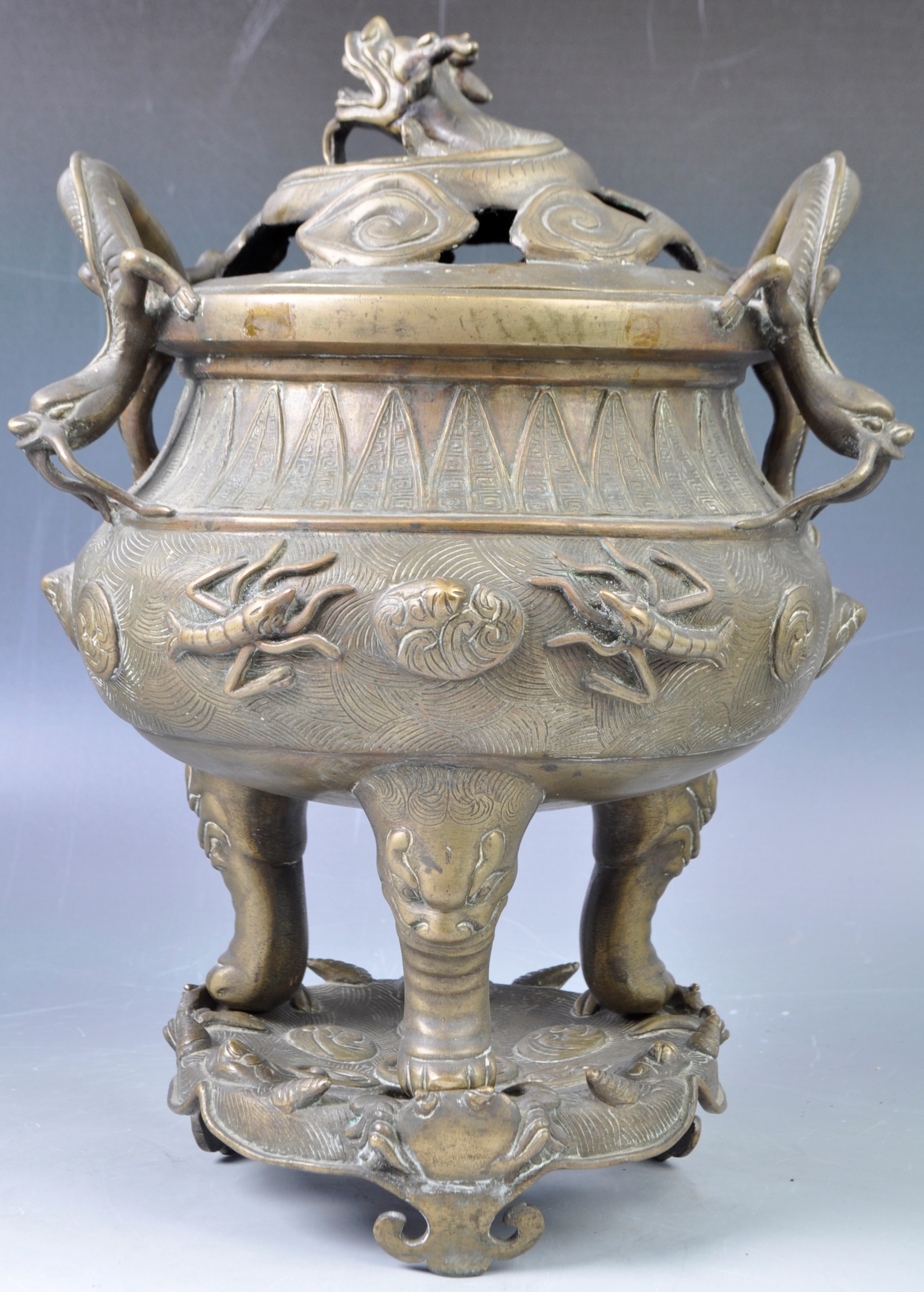 RARE 19TH CENTURY CHINESE BRONZE CENSER WITH PROVENANCE - Image 2 of 6