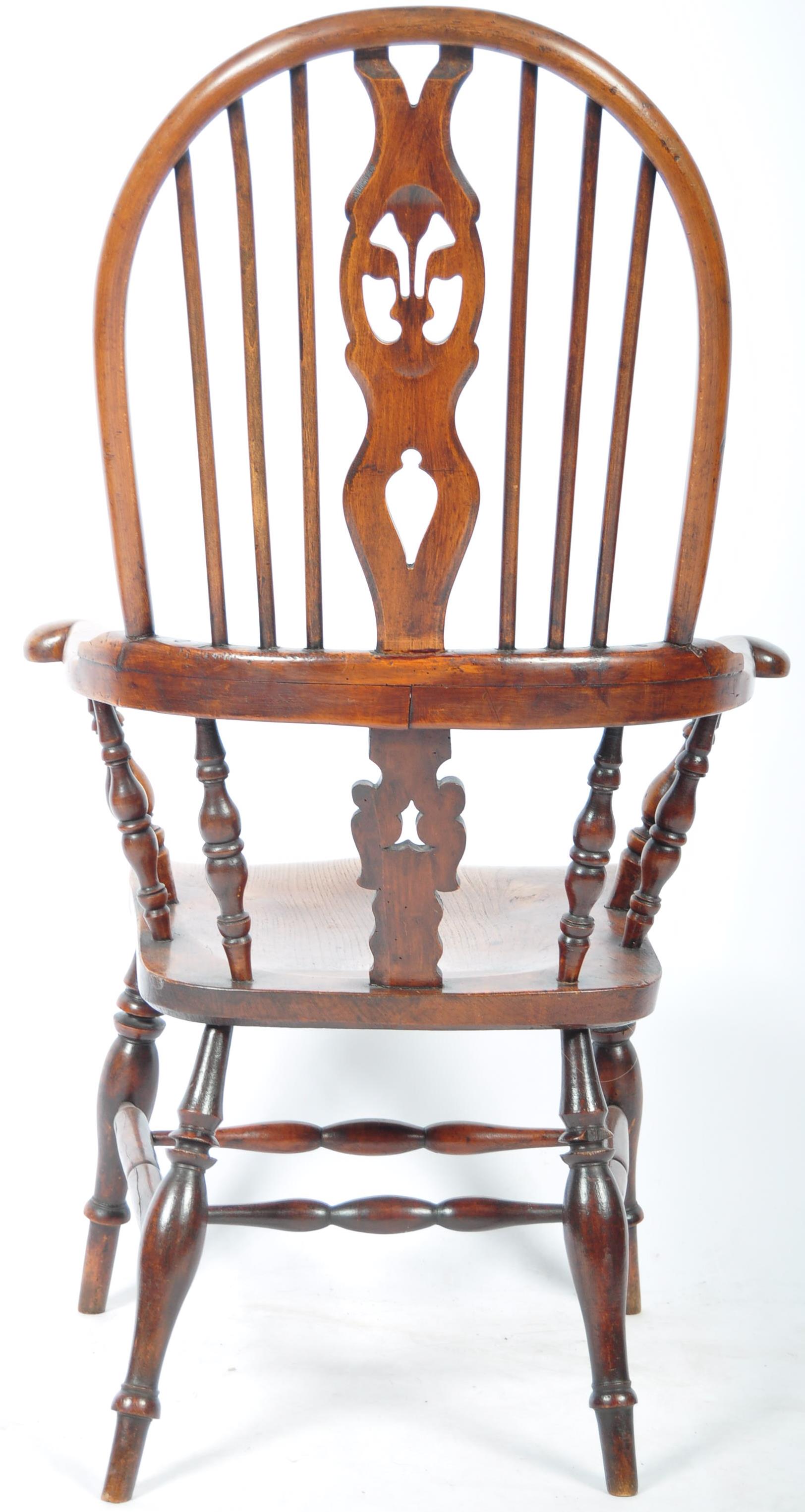 19TH CENTURY ELM & YEW WOOD WINDSOR CARVER ARMCHAIR - Image 7 of 8