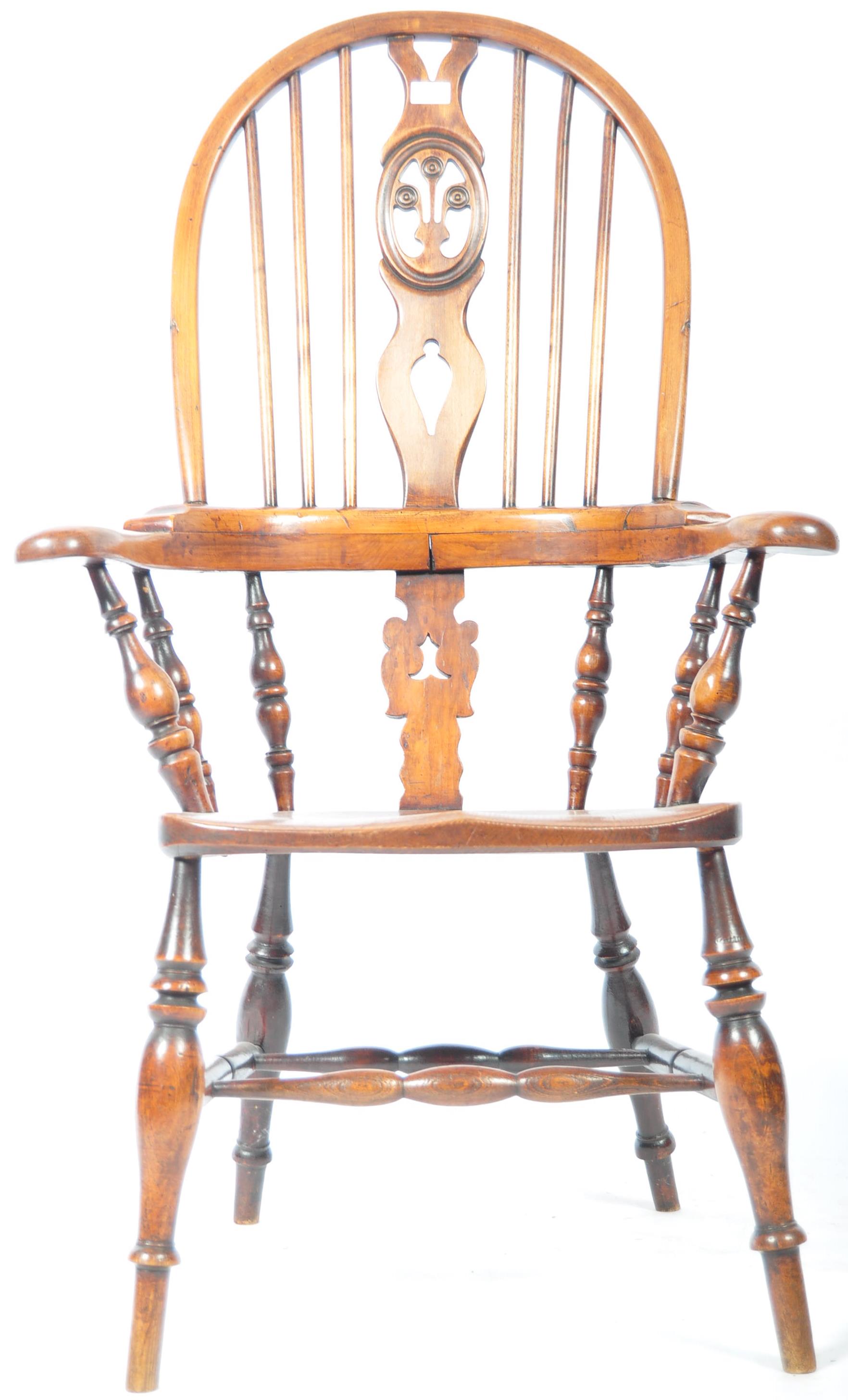 19TH CENTURY ELM & YEW WOOD WINDSOR CARVER ARMCHAIR - Image 5 of 8