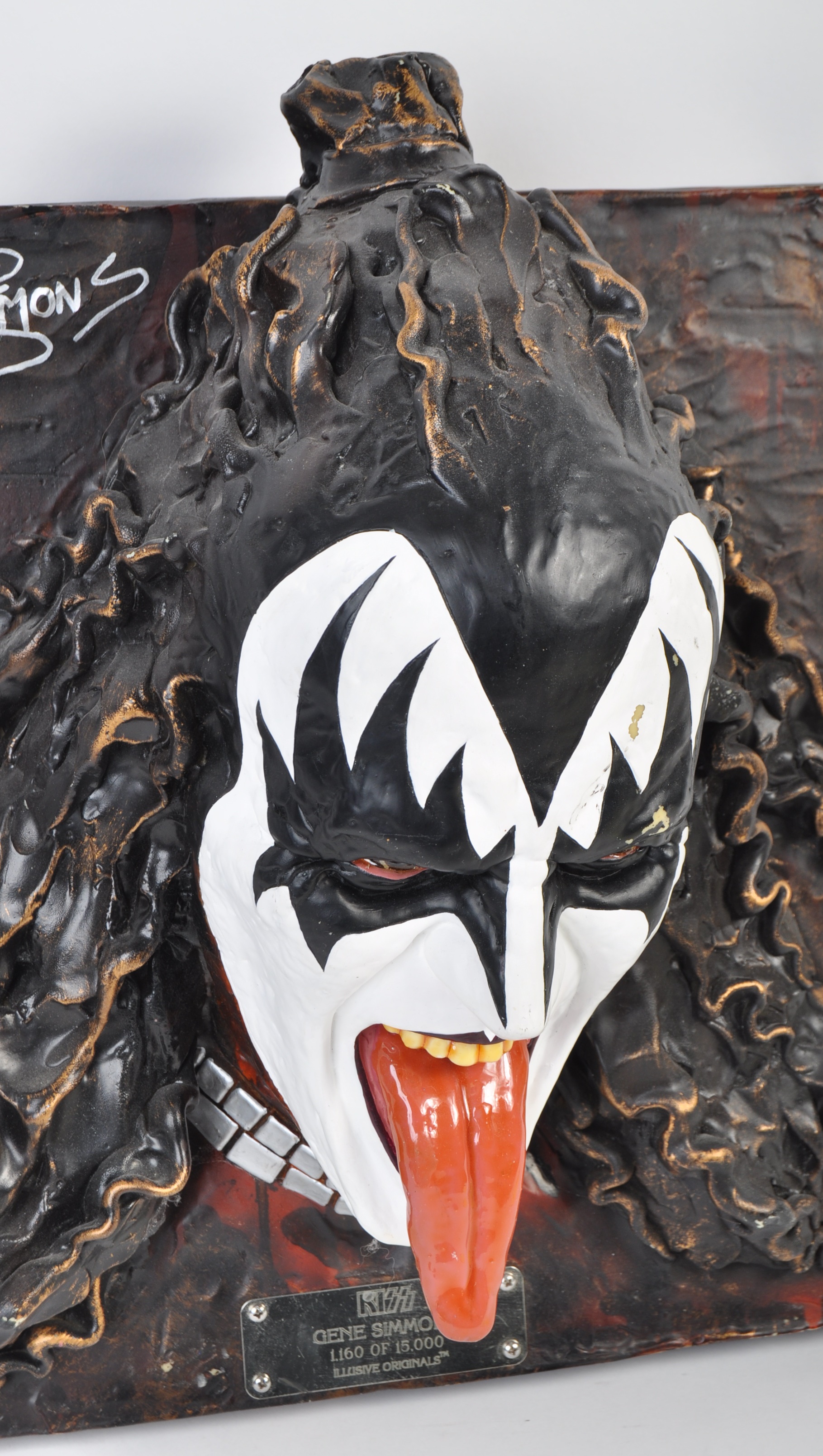 GENE SIMMONS - KISS - LIMITED EDITION CAST RESIN 3D WALL PLAQUE - Image 2 of 4