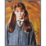 SHIRLEY HENDERSON - HARRY POTTER - SIGNED 8X10" PHOTOGRAPH