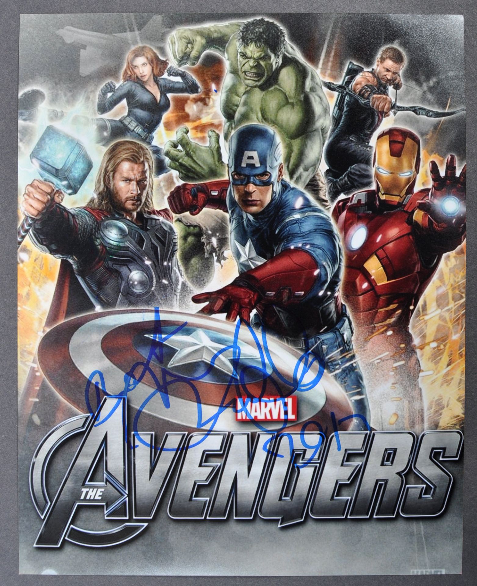 MARVEL AVENGERS - MARK RUFFALO - AUTOGRAPHED PHOTOGRAPH