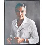 GEORGE CLOONEY - AMERICAN ACTOR - AUTOGRAPHED 8X10" PHOTO