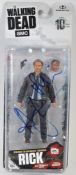 ANDREW LINCOLN - THE WALKING DEAD - SIGNED ACTION FIGURE
