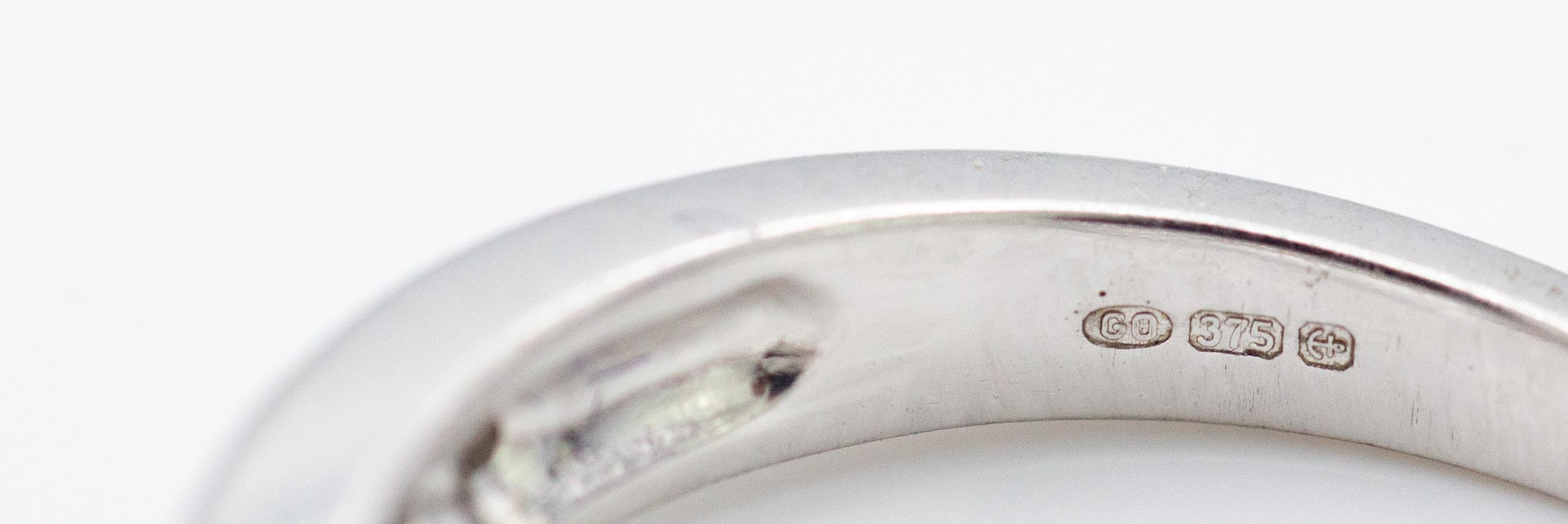 9ct White Gold & Diamond Crossover Ring - Image 3 of 4