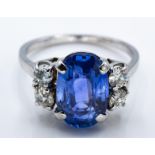 An 18ct White Gold Sapphire & Diamond Ring