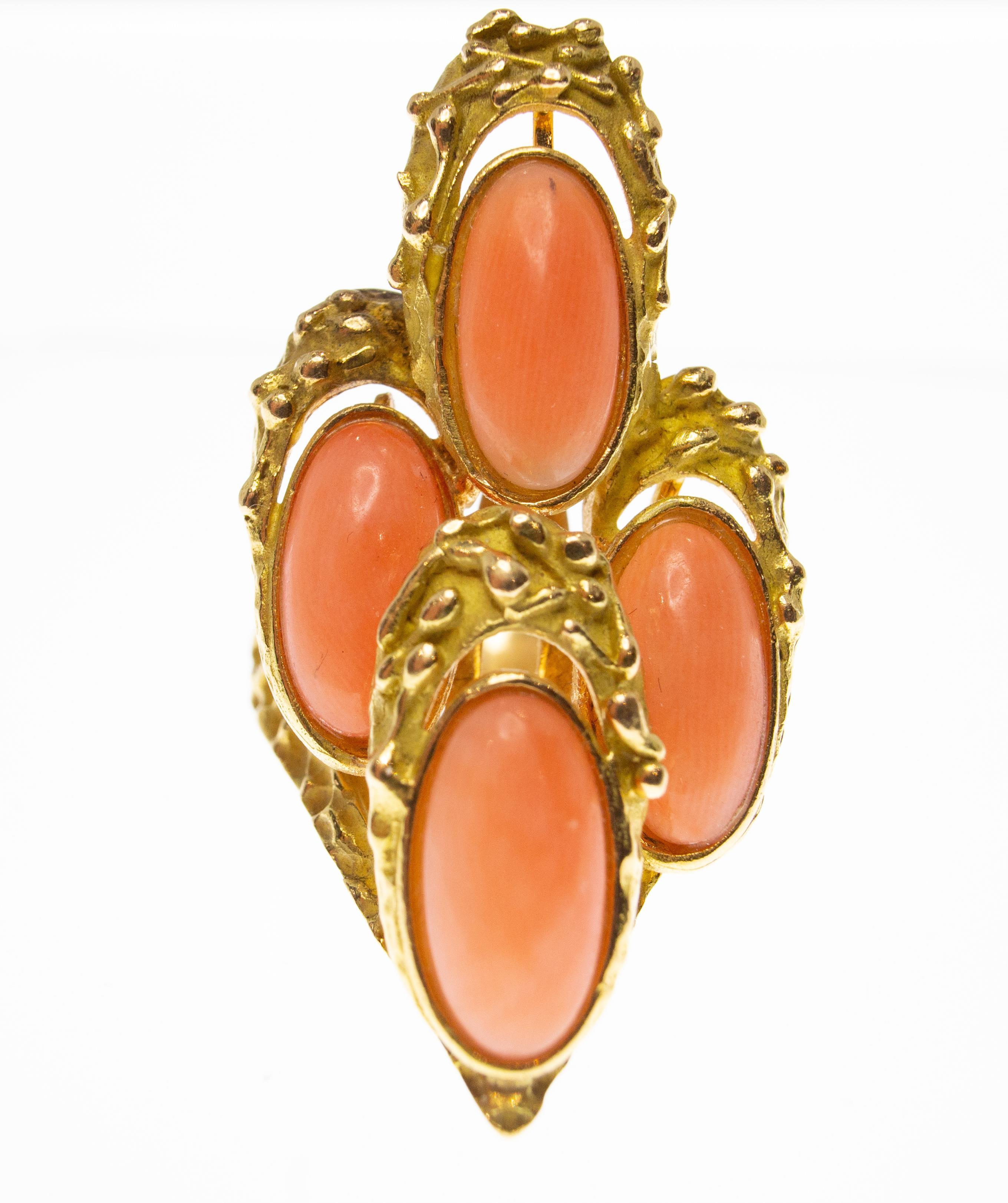 1970's FRENCH 18CT GOLD AND CORAL WISHBONE RING