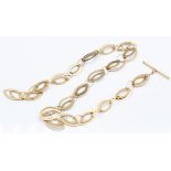 A Hallmarked 9ct Gold Fancy Chain Necklace