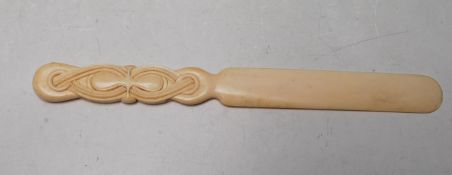 19TH CENTURY VICTORIAN IVORY PAGE TURNER