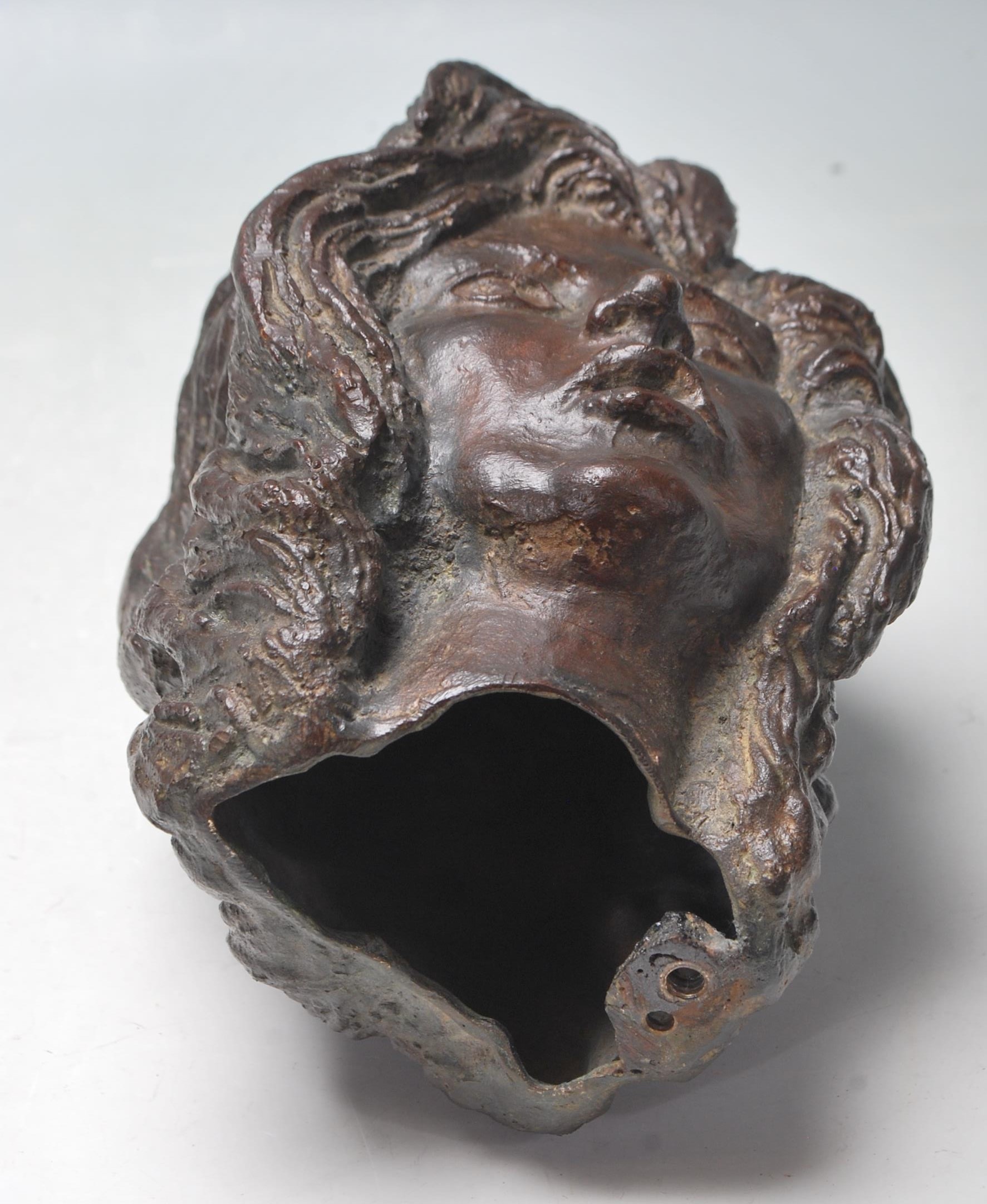 AN EARLY 20TH CENTURY BRONZE SCULPTURE - Image 7 of 7