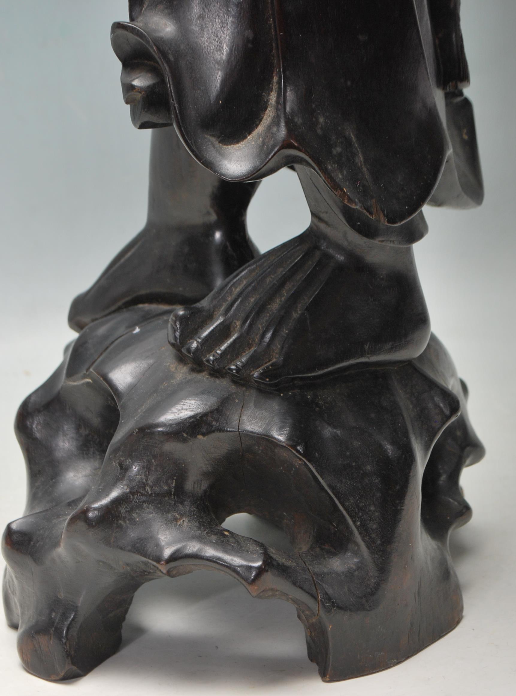 ANTIQUE CHINESE ELDER CARVED FIGURE - Image 6 of 7