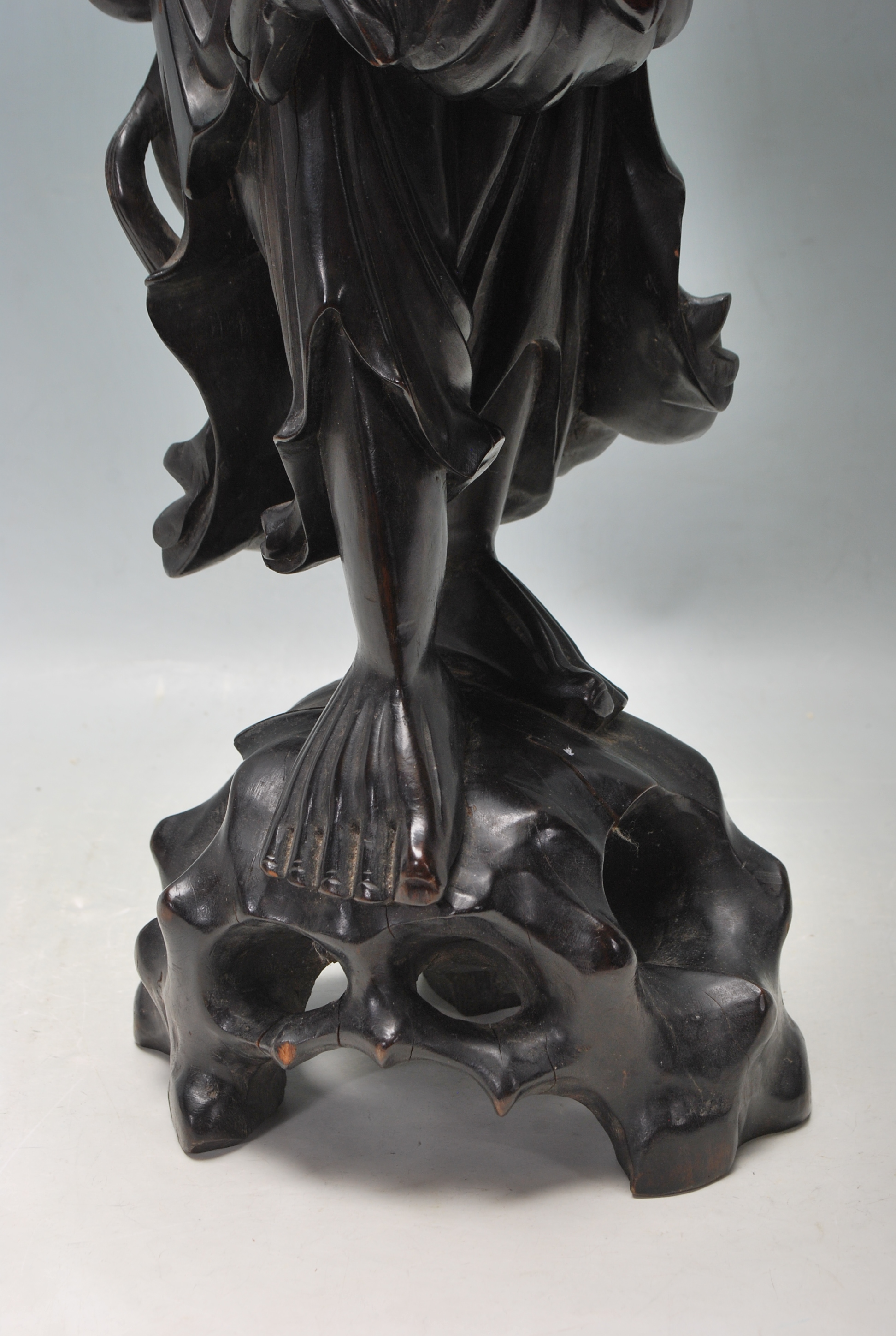 ANTIQUE CHINESE ELDER CARVED FIGURE - Image 3 of 7