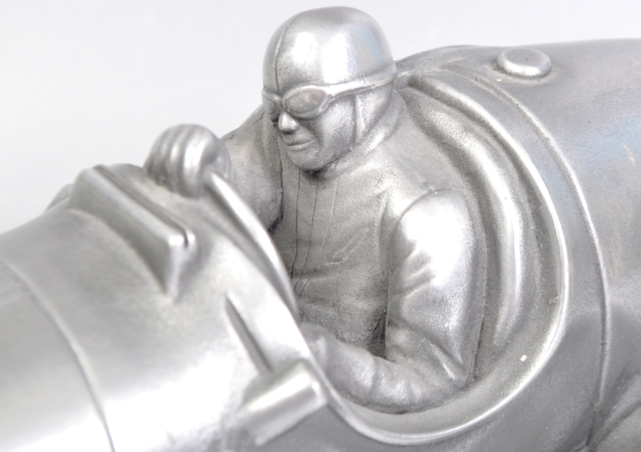 COMPULSION GALLERY PEWTER MODEL OF A 1930'S RACE CAR - Image 3 of 6