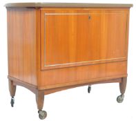 MID CENTURY TEAK DRINKS / COCKTAIL CABINET