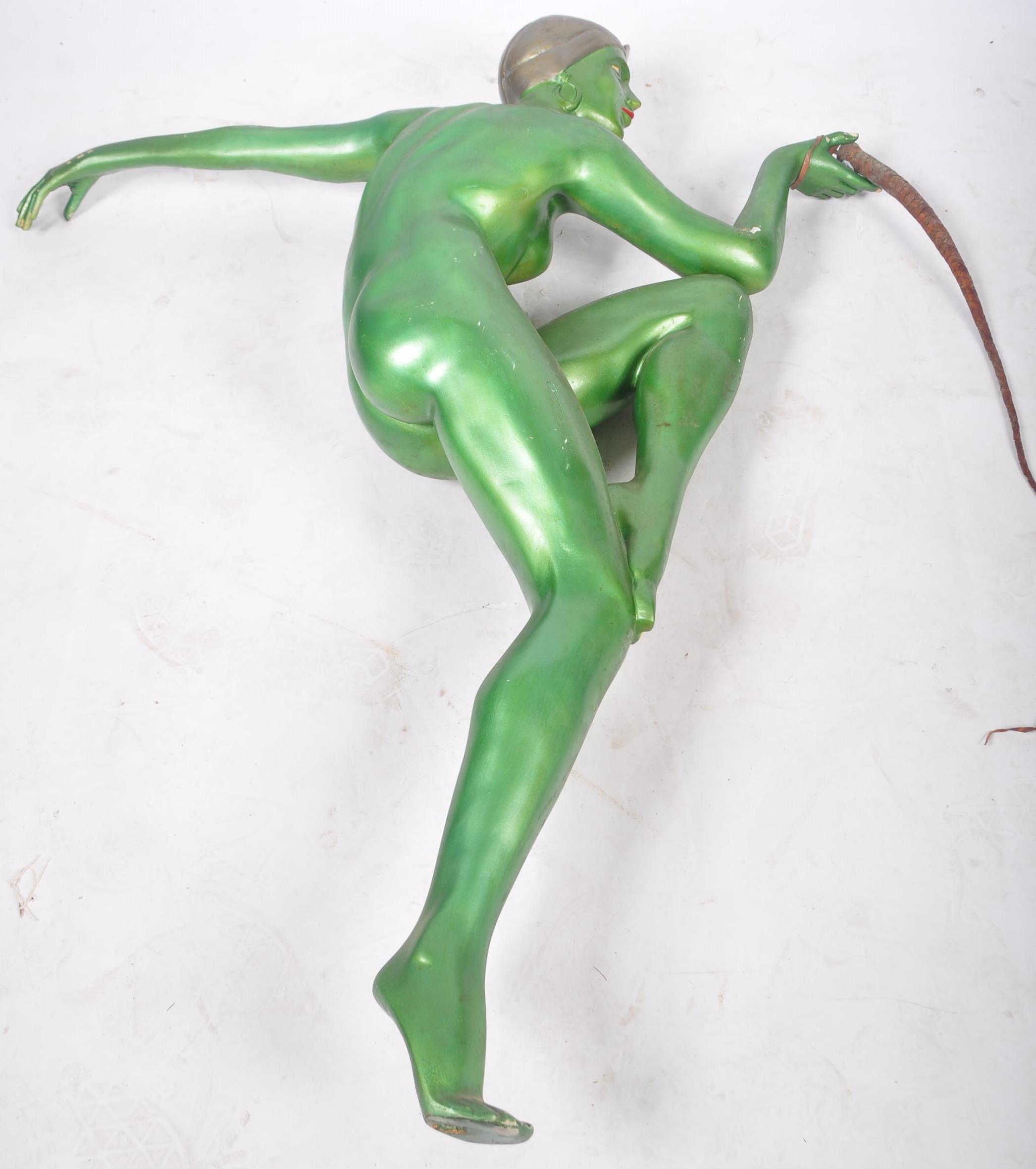 LARGE ART DECO STYLE FIBREGLASS FEMALE SCULPTURE - Image 6 of 8