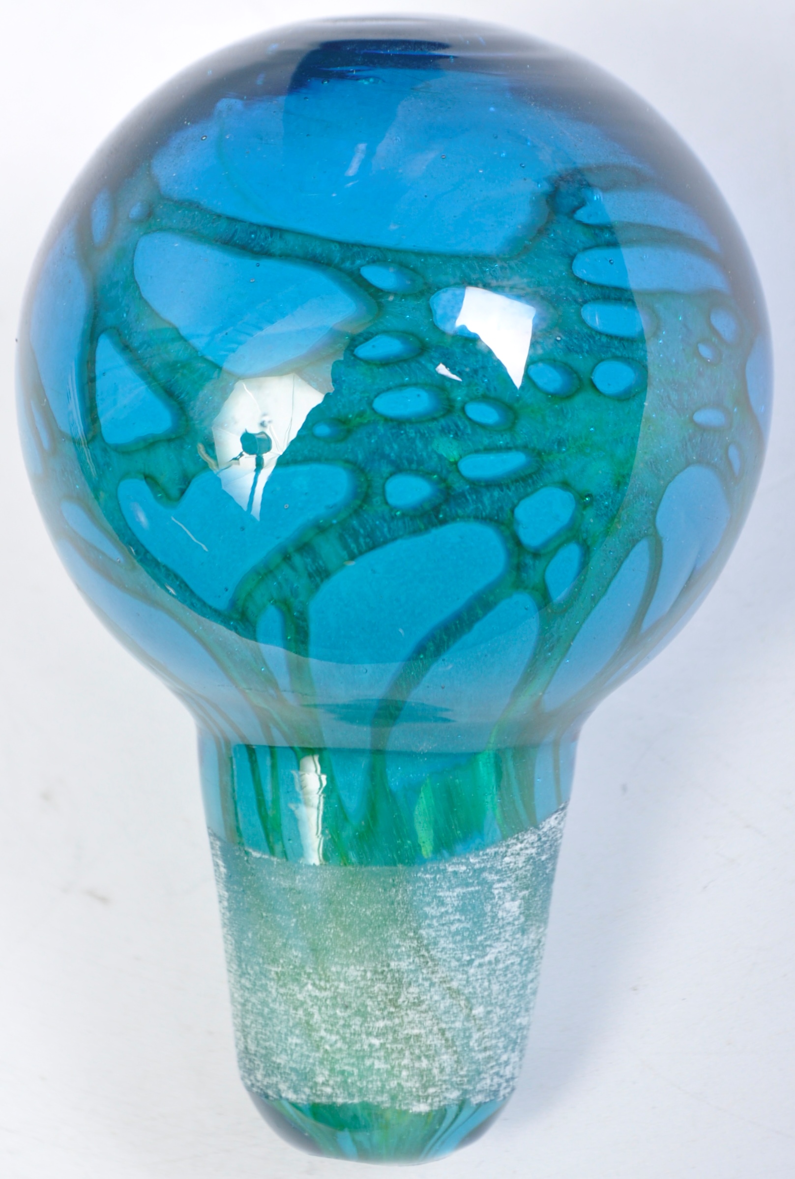 AFTER MICHAEL HARRIS MDINA RETRO GLASS BOTTLE VASE - Image 3 of 4