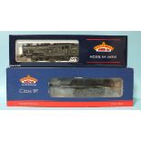 Bachmann OO Gauge, 32-859 BR Standard Class 9F 2-10-0 locomotive and tender no. 92233, boxed and