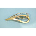 A 9ct gold brooch of double-loop design, 5.5cm, 4.8g.