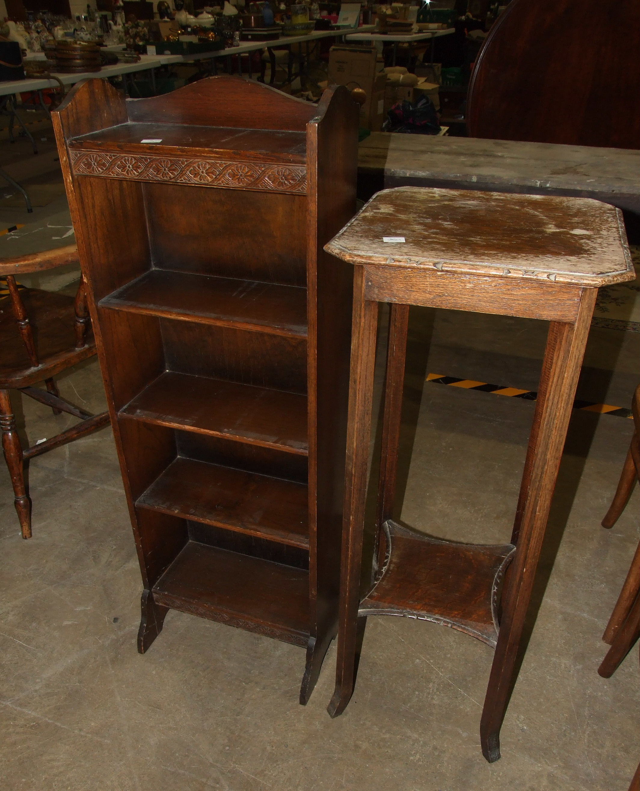 A small oak bookcase and other items (4).