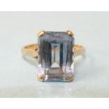 A 9ct gold ring set blue spinel, size P, 4.4g.