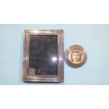 A modern rectangular silver photograph frame, 16.5 x 12.5cm, Sheffield 1997, together with a small