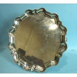 A large Mappin & Webb Chippendale-style salver on three scroll feet, 32cm diameter, Sheffield